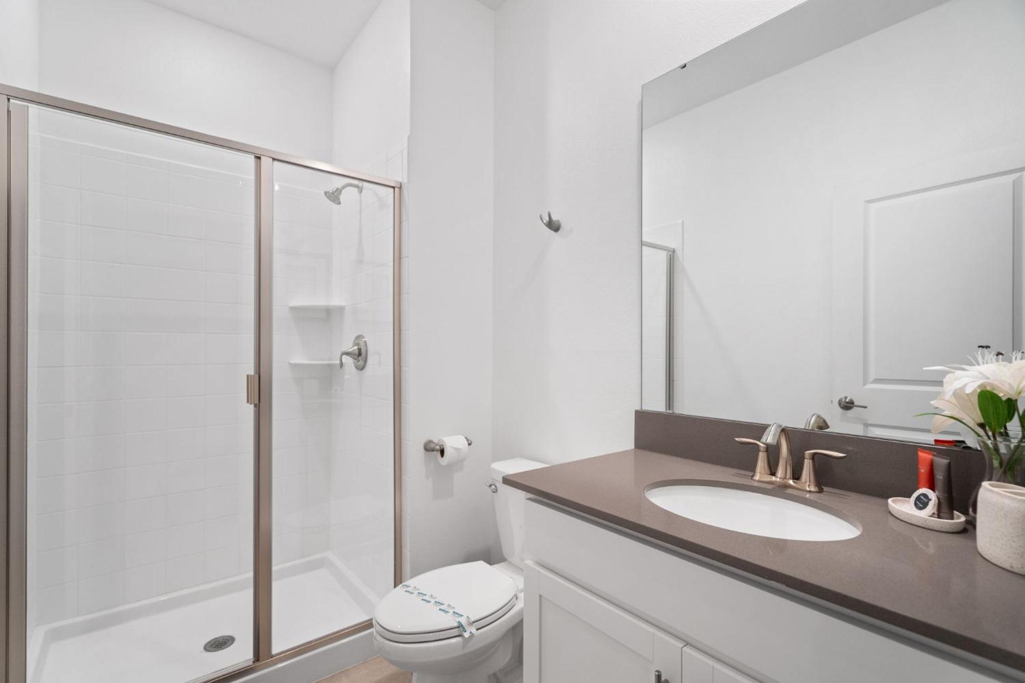 Stunning 4Bed Home, Perfect For Families Кисими Екстериор снимка